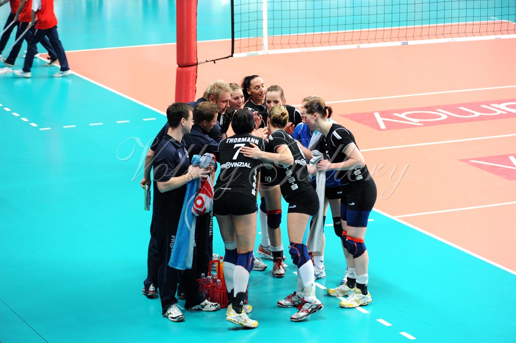 Yamamay Schweriner (22)